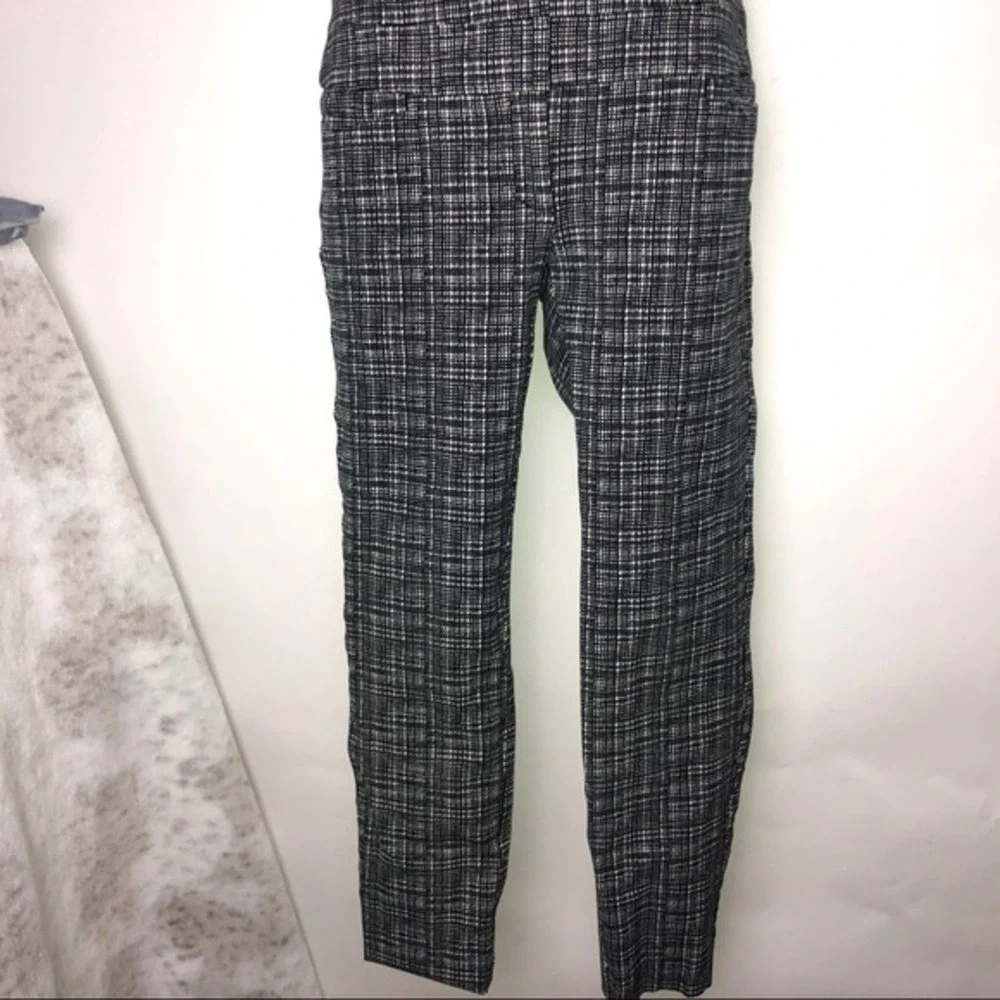 LOFT Marisa Skinny Black & White Plaid Pants 2‎